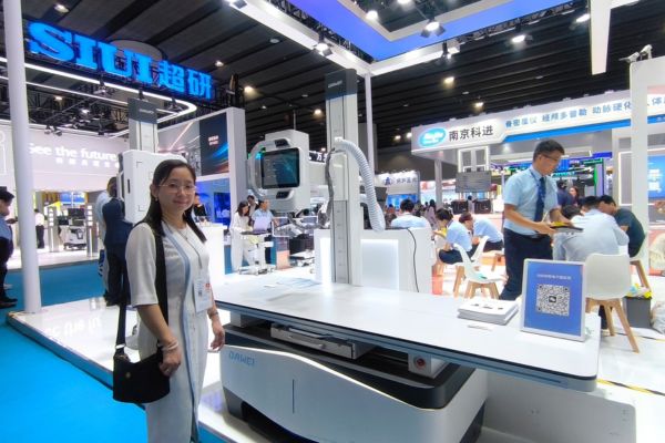 <p class="MsoNormal" style="text-align: center;"><strong>Tour H&ocirc;̣i chợ Triển l&atilde;m Thiết bị Y tế, Bệnh viện, X&eacute;t nghiệm</strong></p>
<p class="MsoNormal" style="text-align: center;">Thời gian: 25/09/2025 - 28/09/2025</p>
<p class="MsoNormal" style="text-align: center;">Địa điểm: Quảng Ch&acirc;u, Trung Quốc</p>